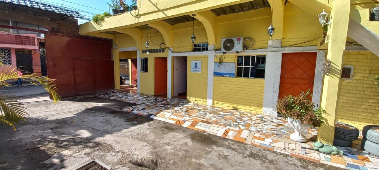 Hostal Santa Marta La Unión Exterior foto